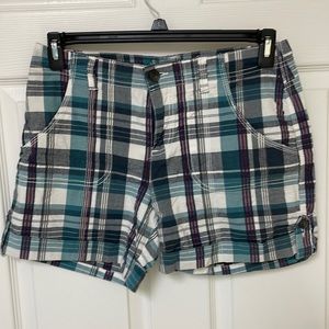 Women’s plaid shorts. Size 4.